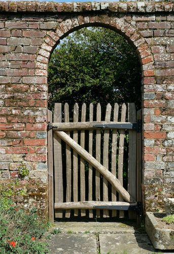 Sweet Chestnut Gates