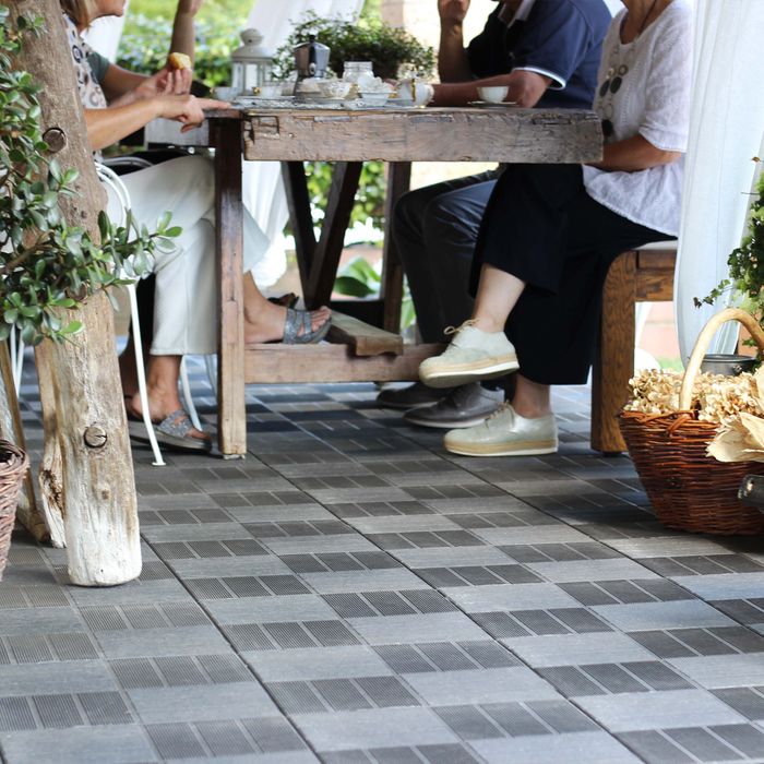 Mixtile