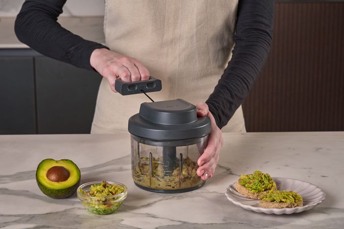 Easy Pull Food Processor