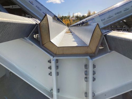 Extra wide insulated rain gutters