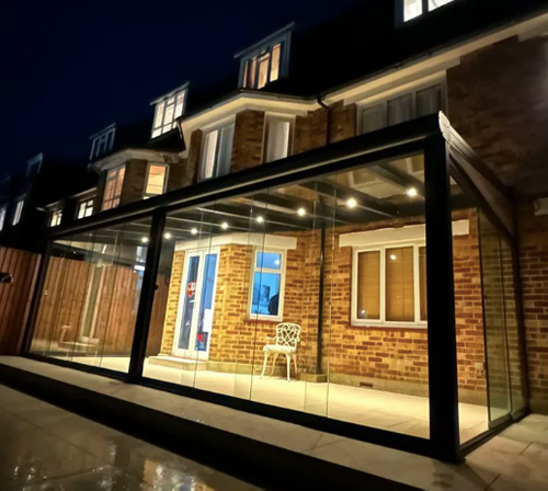 Bosco Veranda with LEDs and sliding glass