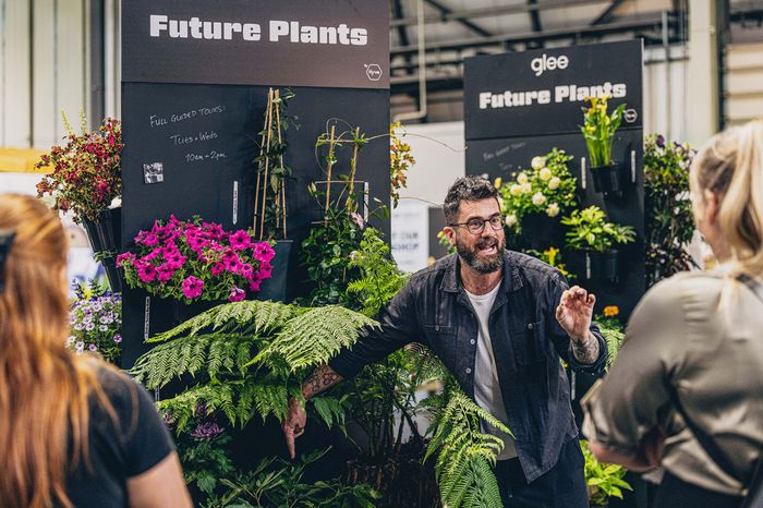 10 Ways to Educate Your Audience: Engaging Shoppers with Gardening Advice