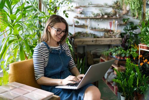 Marketing Plants Online and In Real Life: Strategies for the Horticulture Industry - Speaker Spotlight: Glee 2024