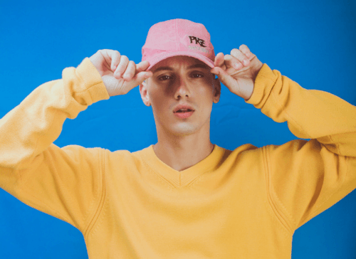 Modern Men's Fashion Blue Yellow Pink