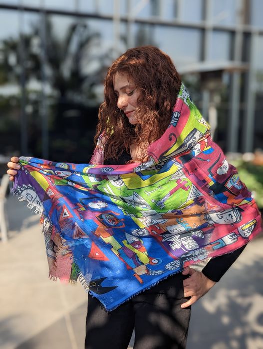 Utopia scarf