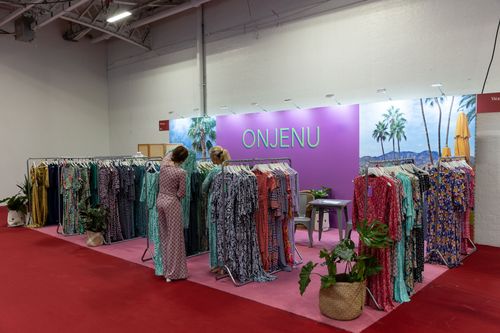 5 ways to drive footfall to your stand at Pure London