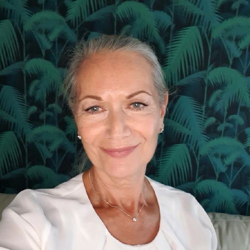 Carolyn Mair - 