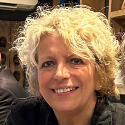 Lesley Farrow - Niche boutique 