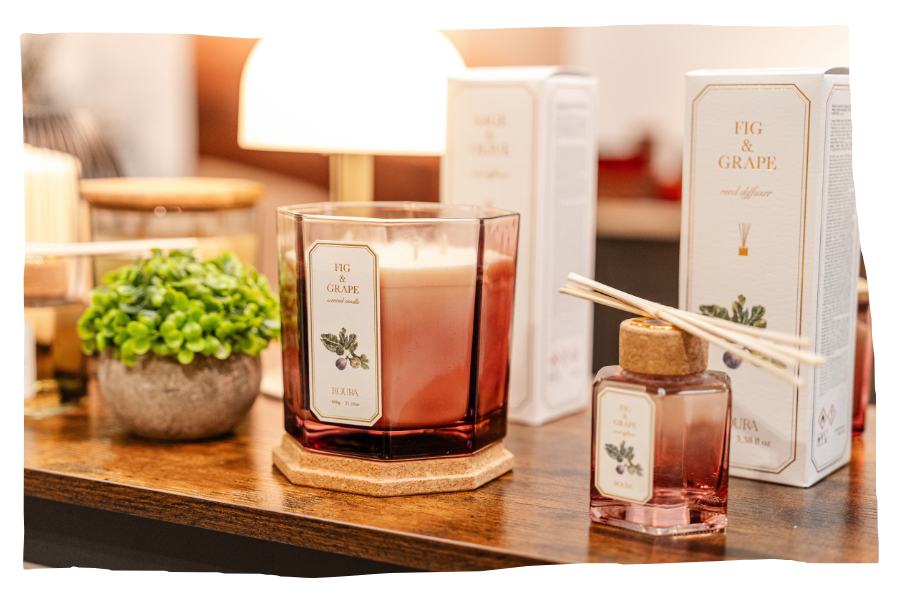 Candles, reed diffusers and wax melts 