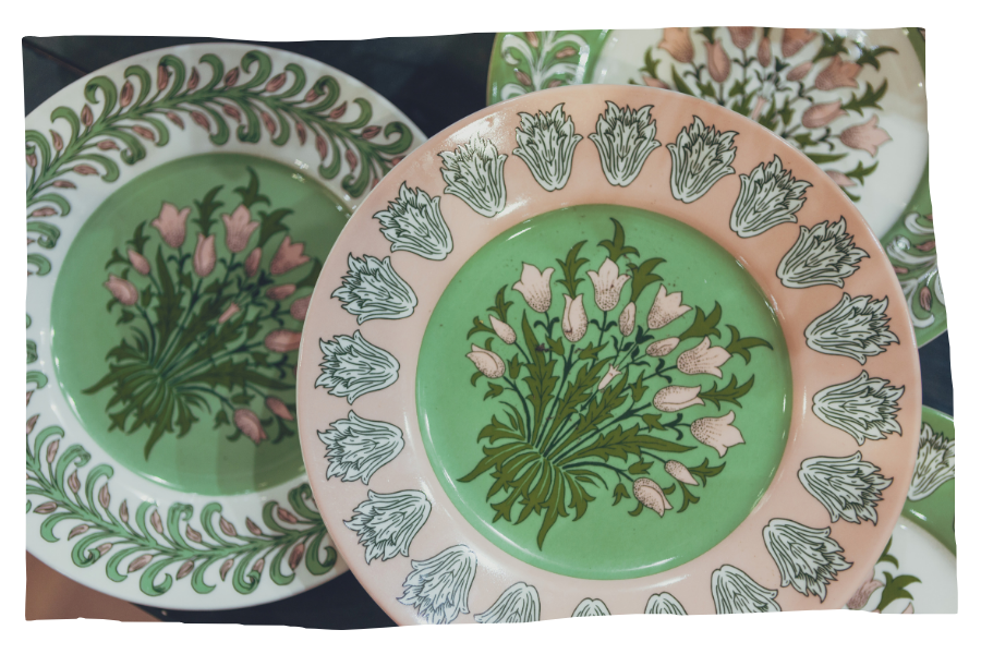 Tableware, plates and cutlery 
