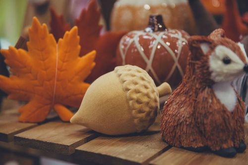 Seasonal d&eacute;cor