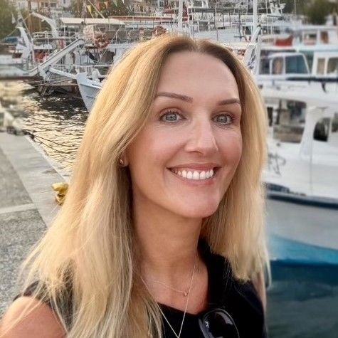 Claire Smith
