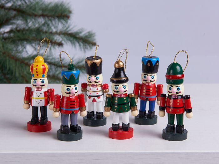 Heritage Nutcracker Crackers