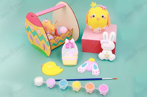 Paint Your Own Easter Plaster