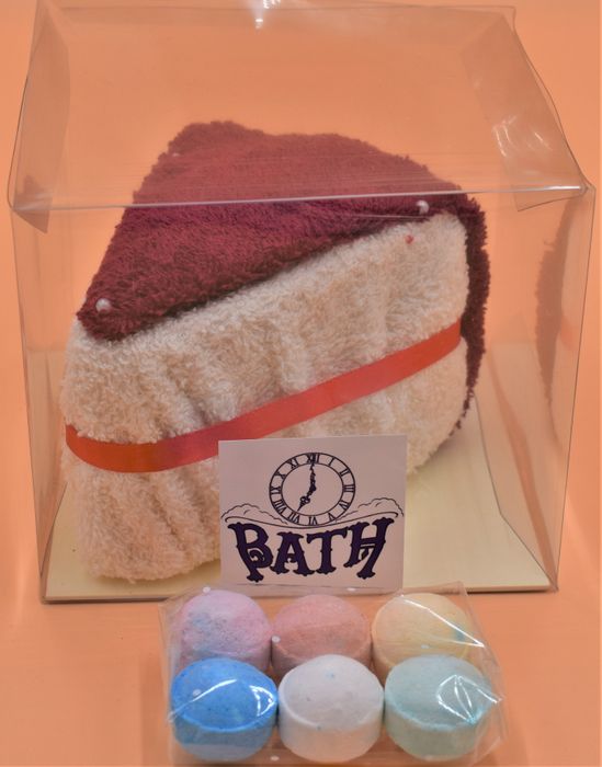 Face Cloth Victoria Cake Slice
