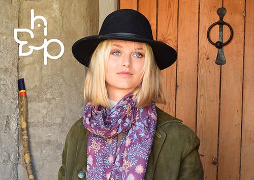 Hazelπp scarves