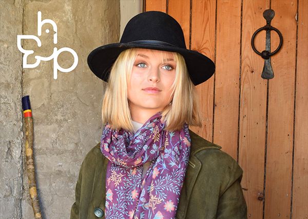 Hazelπp scarves