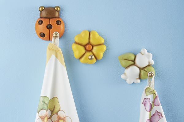 Country Kitchen Accessories