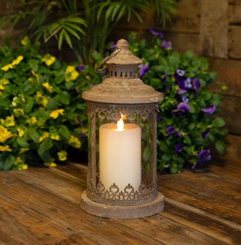 New for SS23 - Lanterns and candleholders