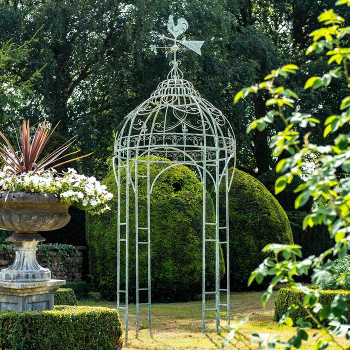 Garden Structures - Arches, Tunnels, Gates and Gazebos