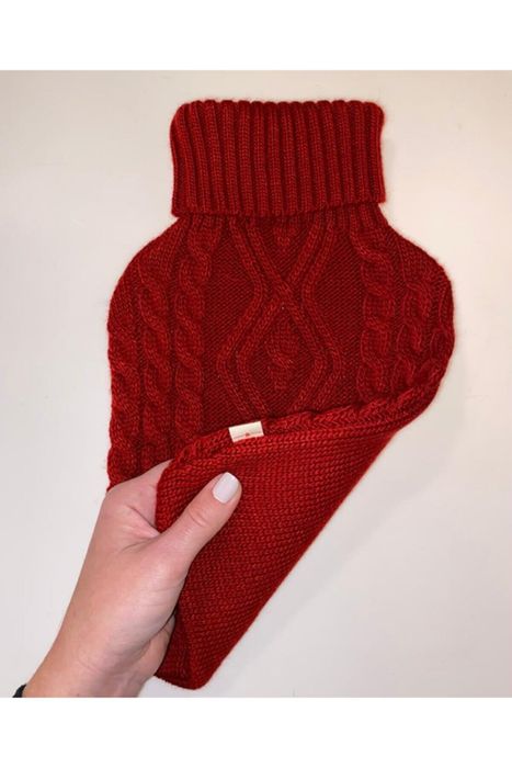 Knitwear Case