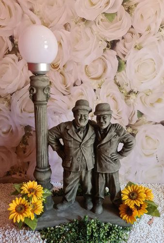 Laurel and Hardy with solar light