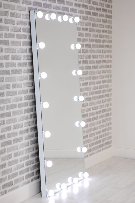 Hollywood Mirror Floor (HOL-801)