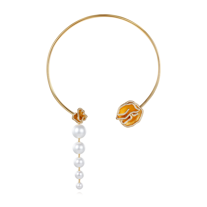 Quintessence - Unsymmetrical Pearl Necklace