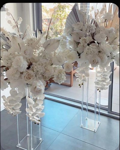 Flower support – centerpiece for table decorations