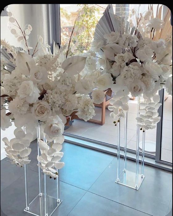 Flower support â€“ centerpiece for table decorations
