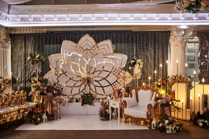 Wedding reception and wedding table