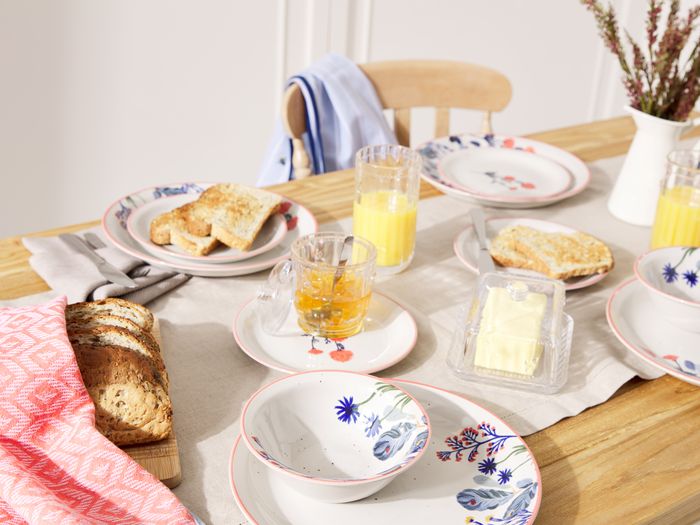 Joules Country Cottage Dinner and Tableware
