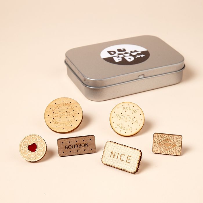 Biscuit Pin Tin