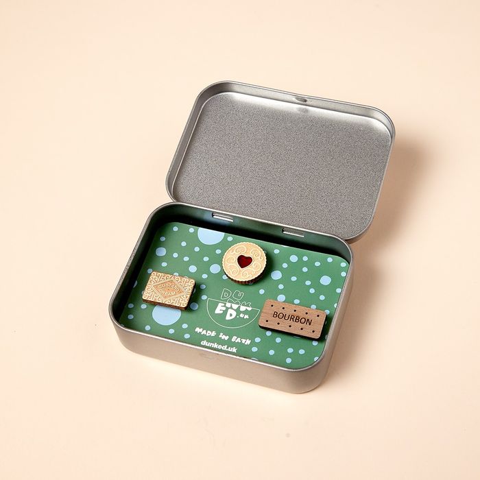 Biscuit Pin Tin