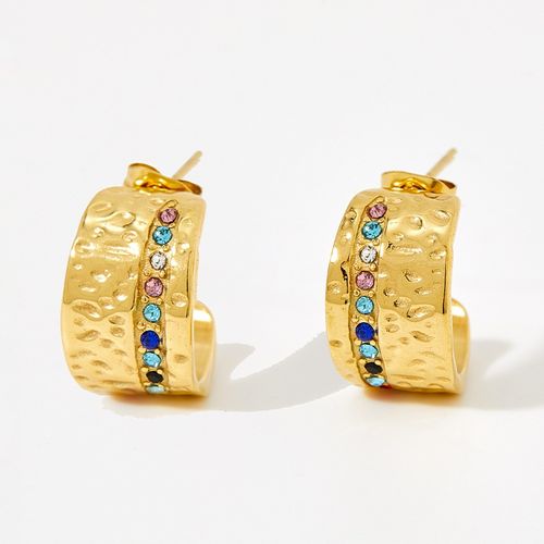 Hammered Curve Earring with Multicolour Cubic Zirconia Crystals