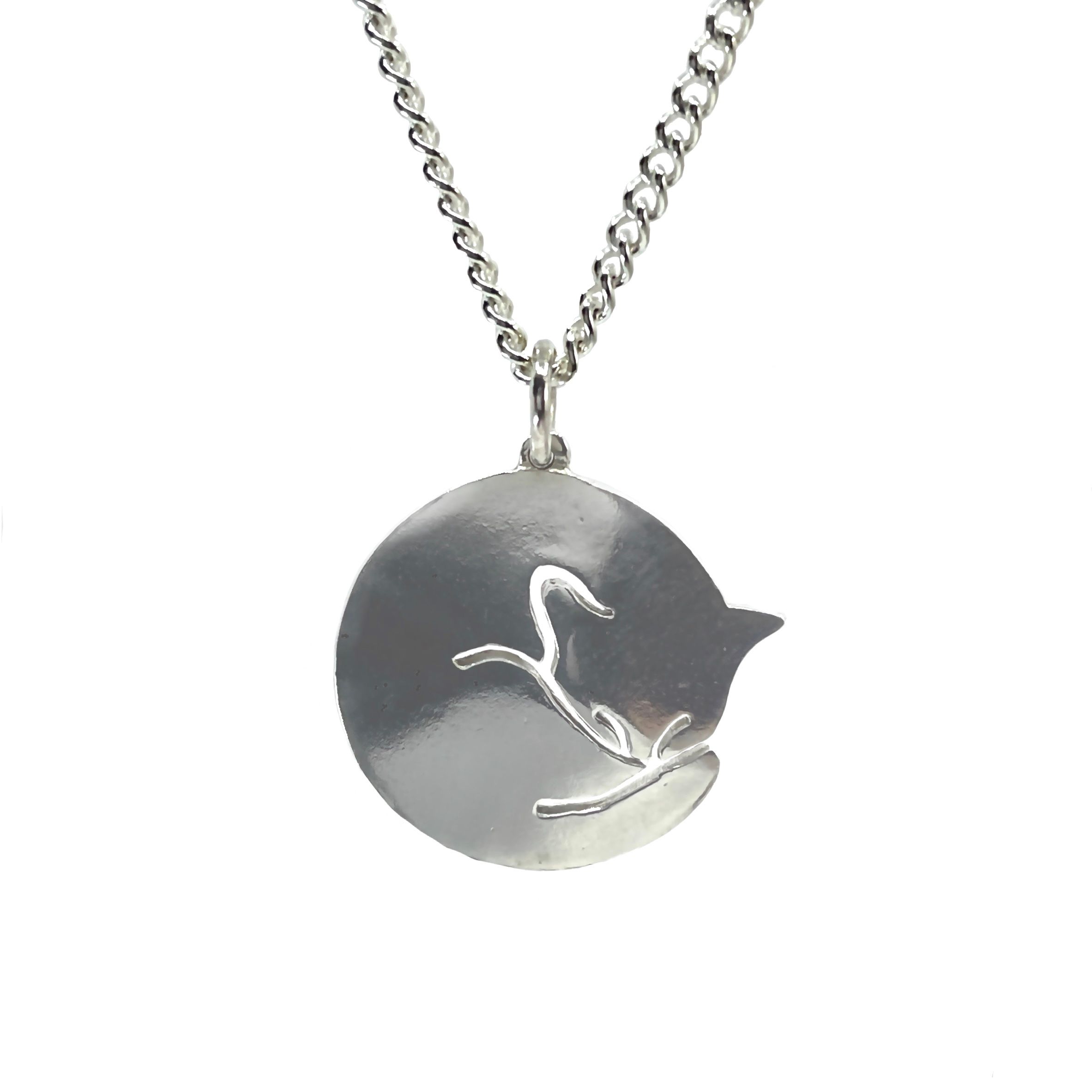 Sleeping cat necklace