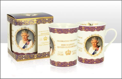HM Queen Elizabeth II Commemorative Mug