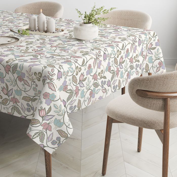 Tablecloths and Table runners