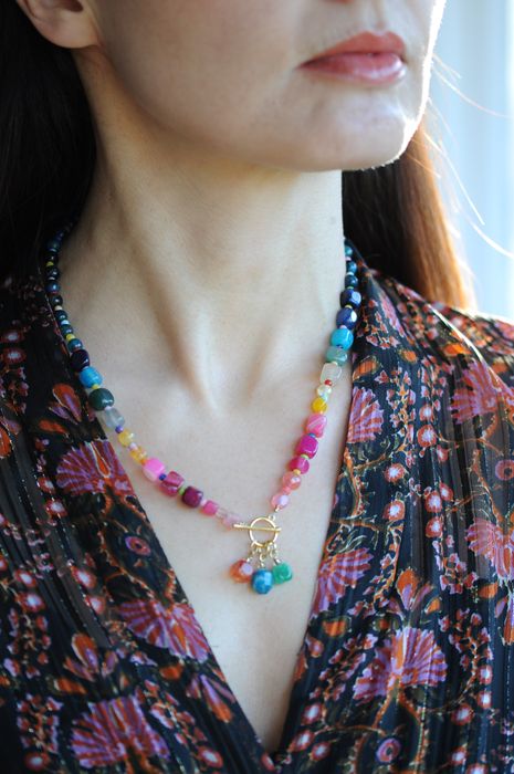 Agate toggle charm necklace