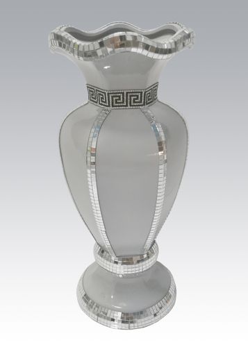 Decorative high gloss vase