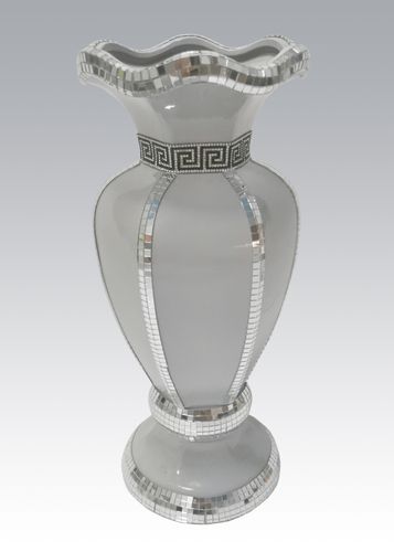 Decorative high gloss vase