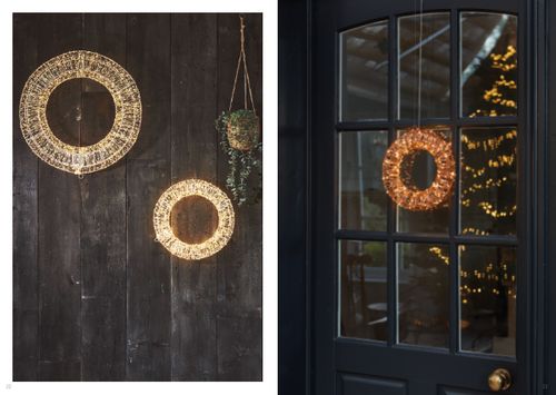 Outdoor Wreaths & Stars