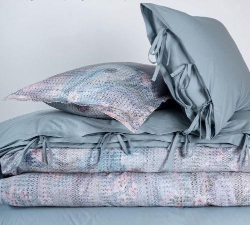 Digital Reactively Printed Bed Sets
