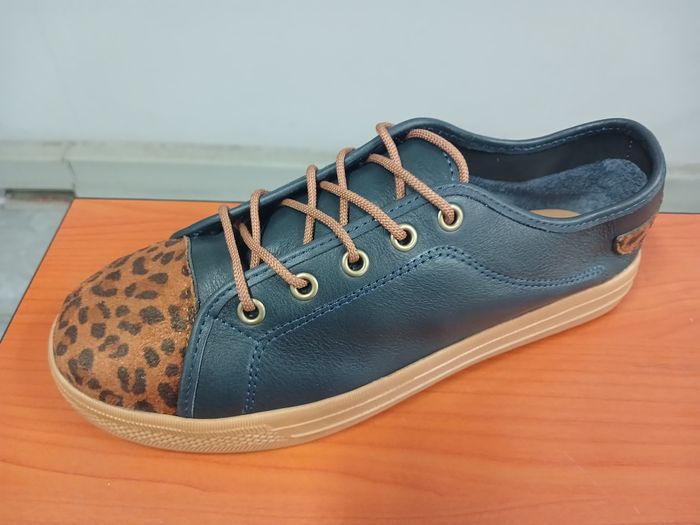 Leather Leopard Print Shoe