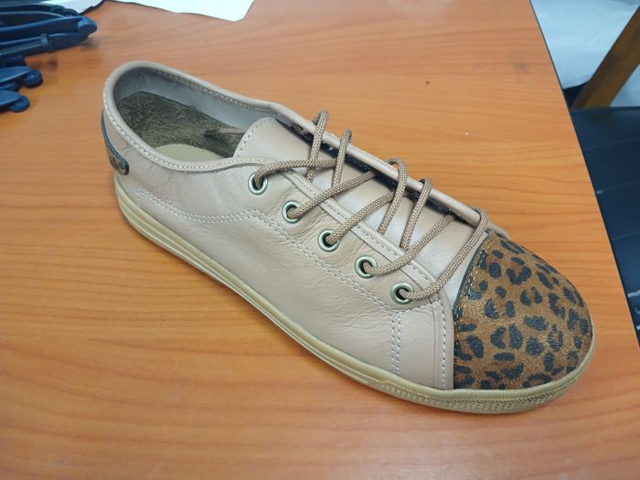 Leather Leopard Print Shoe