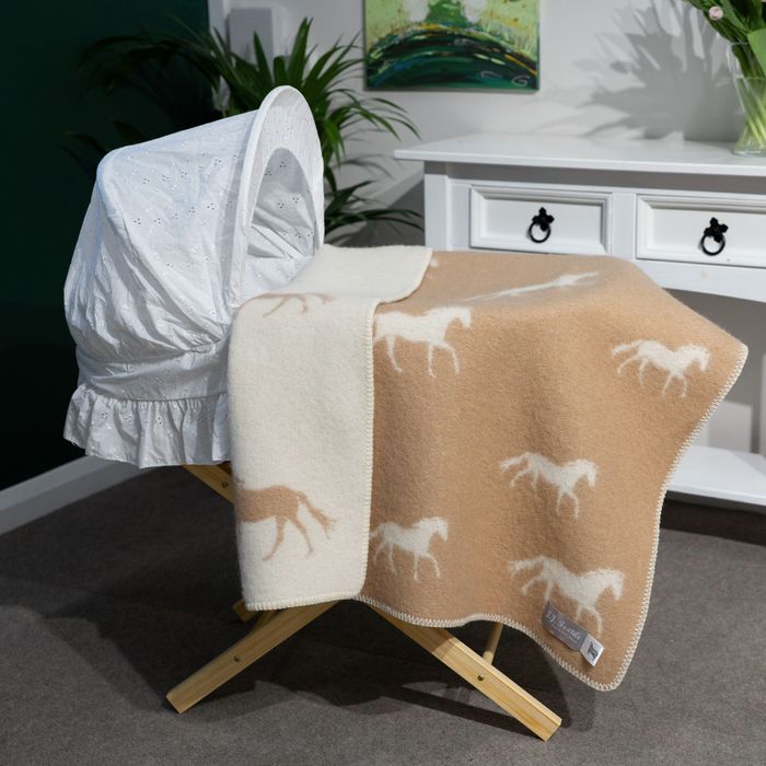 Medium Wool Blankets