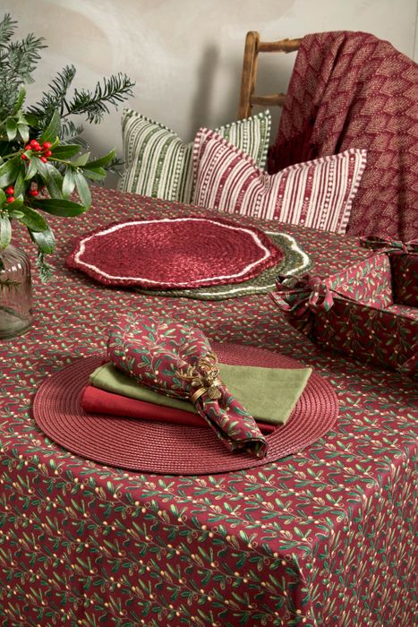 AW/ Christmas 2026