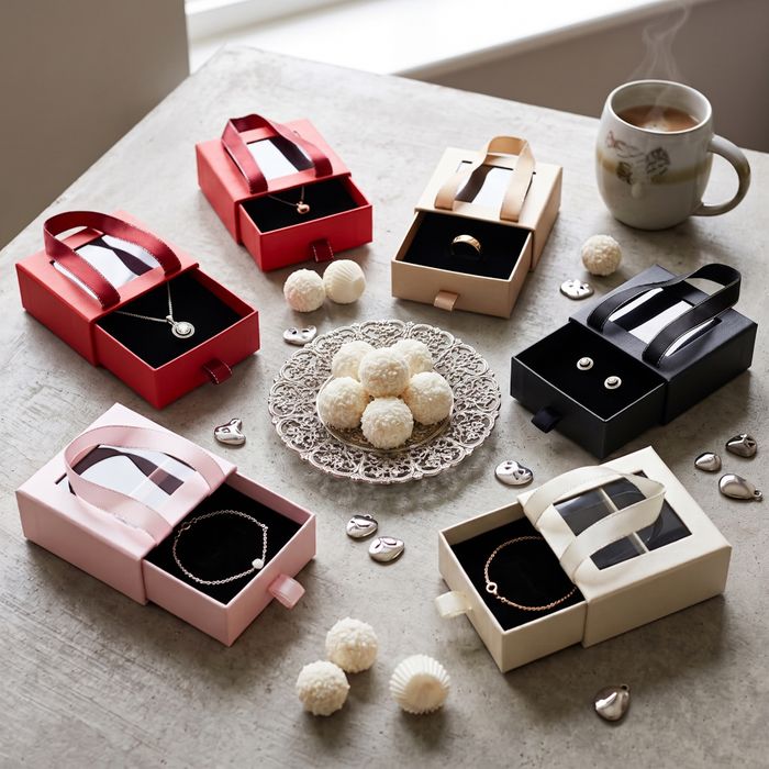 Jewellery Gift Box | Pack of 6 with Ribbon Handle, Window and Velvet Pad