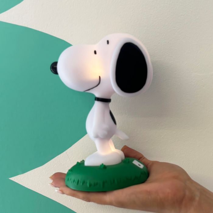 Peanuts Mini Standing Snoopy LED