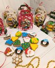 Capsule with mini gingerbread